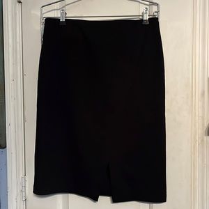 Ann Taylor loft size Medium black skirt. LIKE NEW